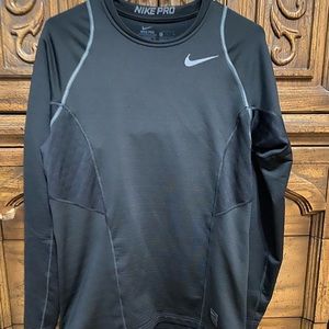 Nike Hyperwarm shirt